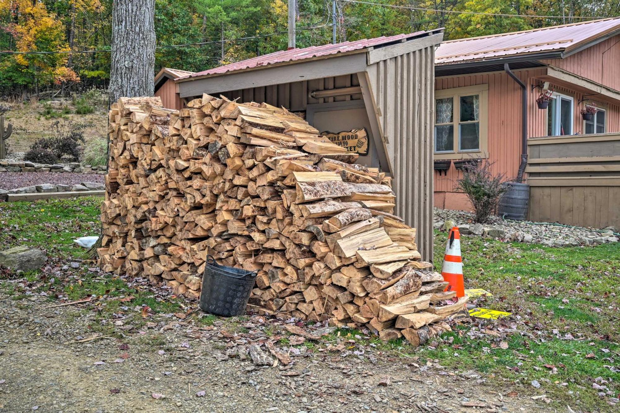 Lone Ranger Cabin With 50 Acres By Raystown Lake Хънтингдън Екстериор снимка